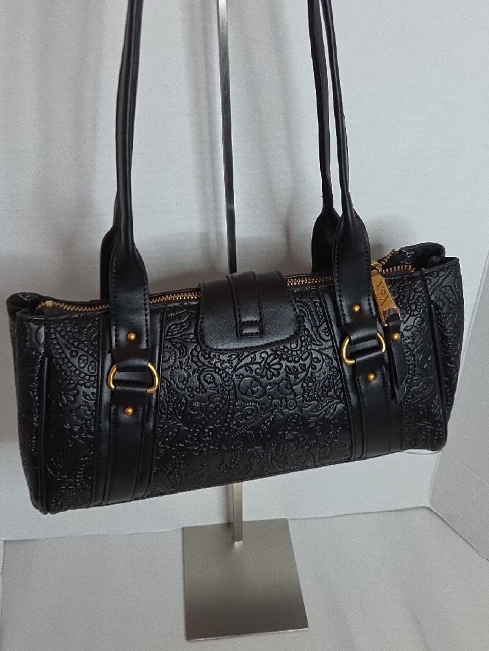 Betsey Johnson Black Embossed Barrel Shoulder Bag with Gold Skull Accent - Picture 4 of 11